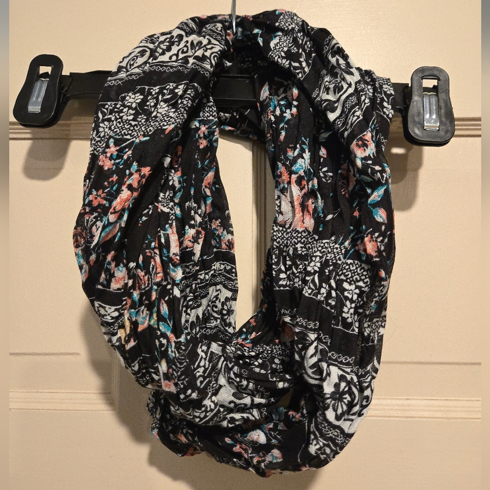 Floral Black and White Scarf